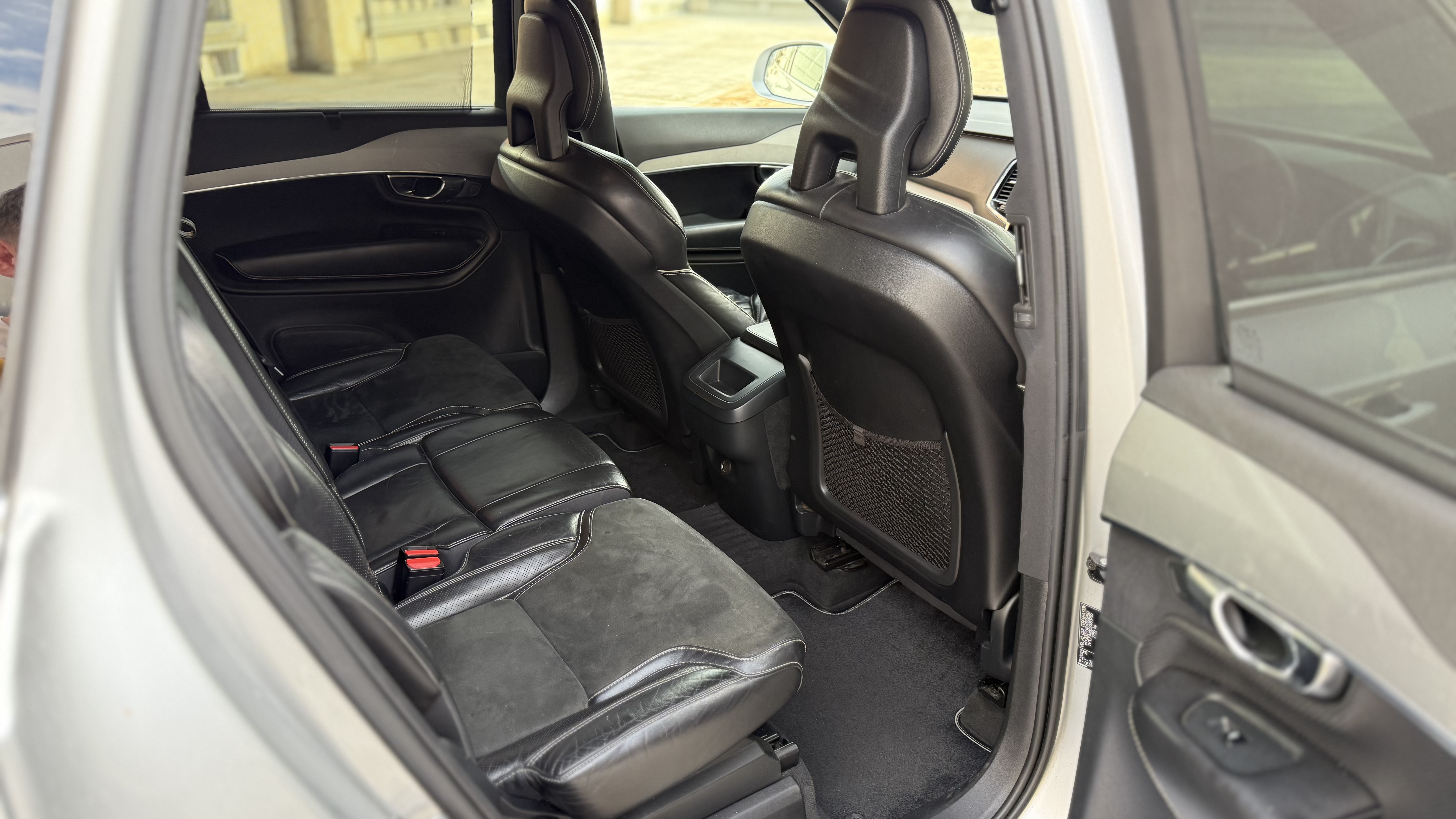 Volvo XC90 (2016) image 10