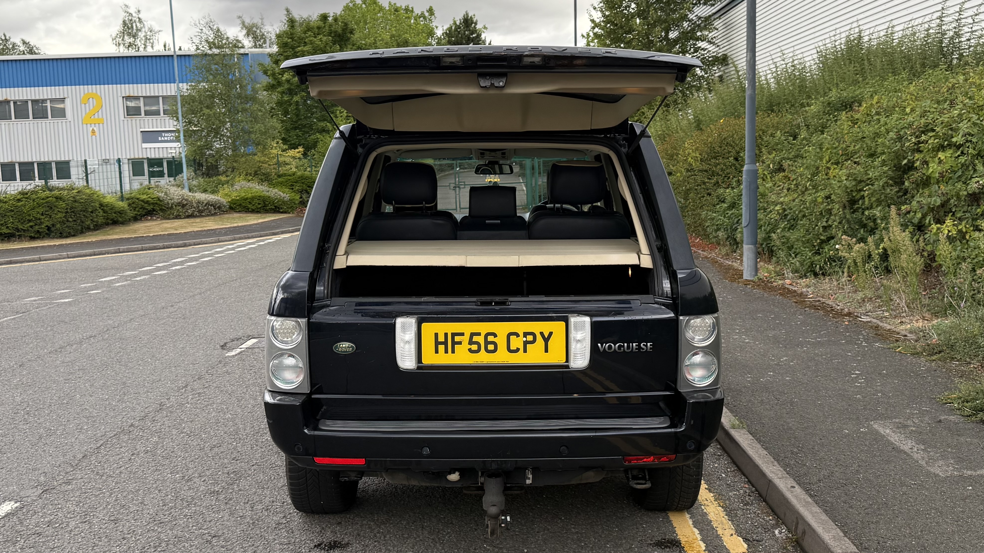 Land Rover Range Rover Vogue (2006) image 5