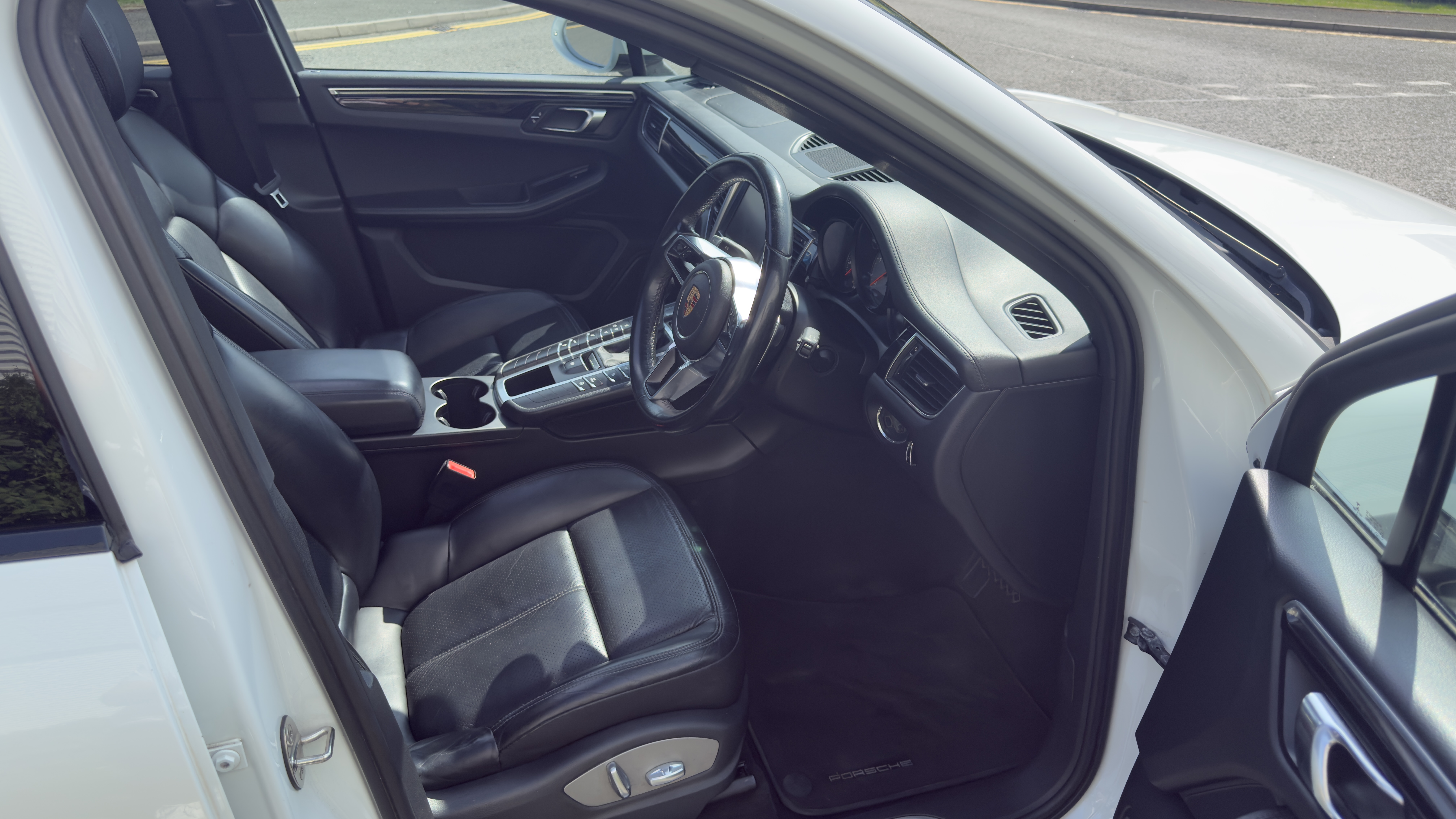 Porsche Macan (2014) image 9