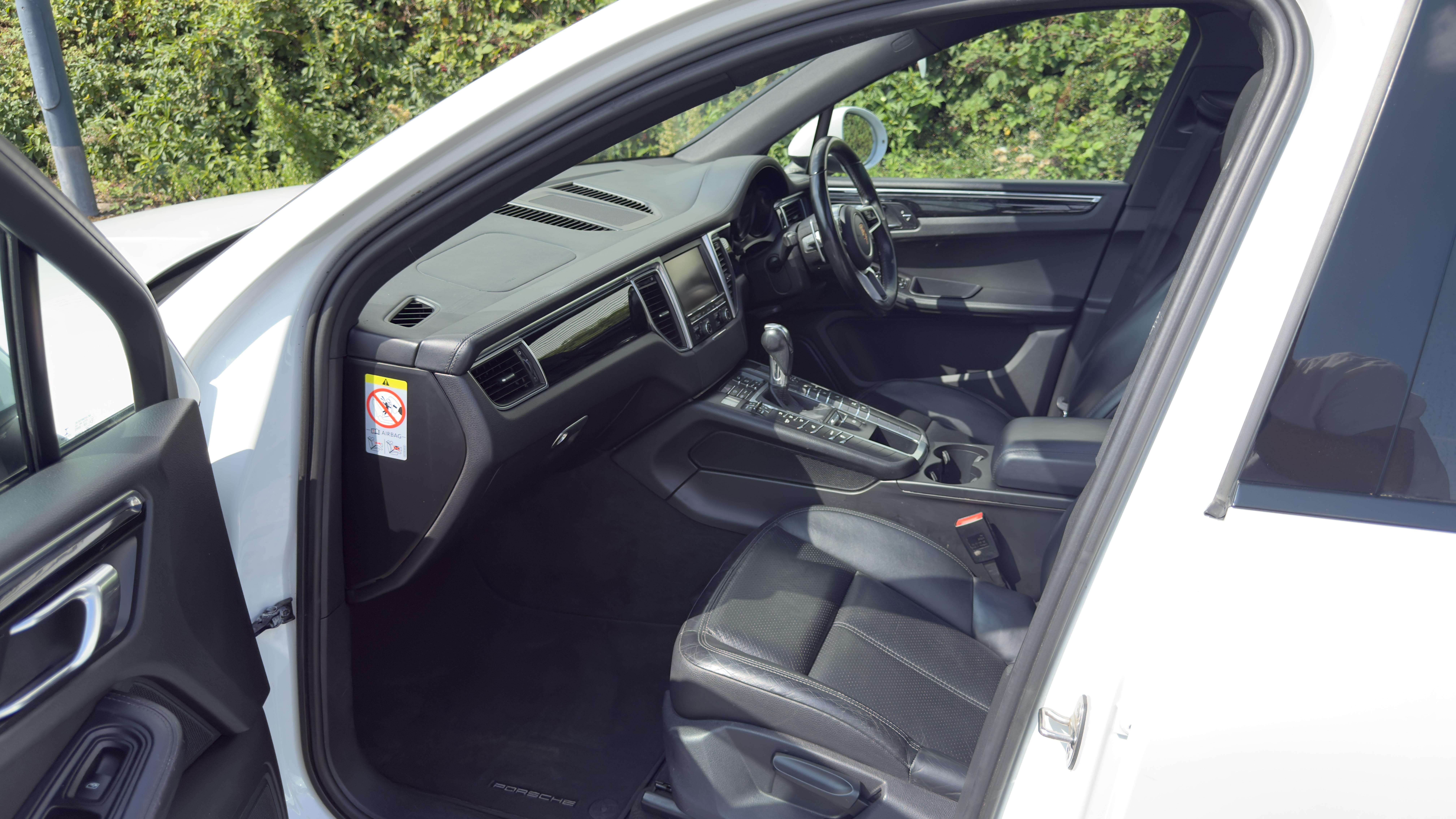 Porsche Macan (2014) image 12