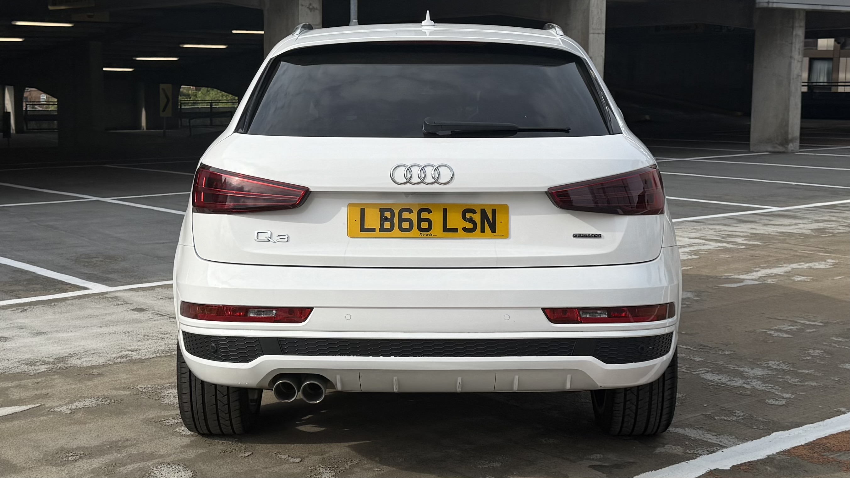 Audi Q3 (2016) image 4