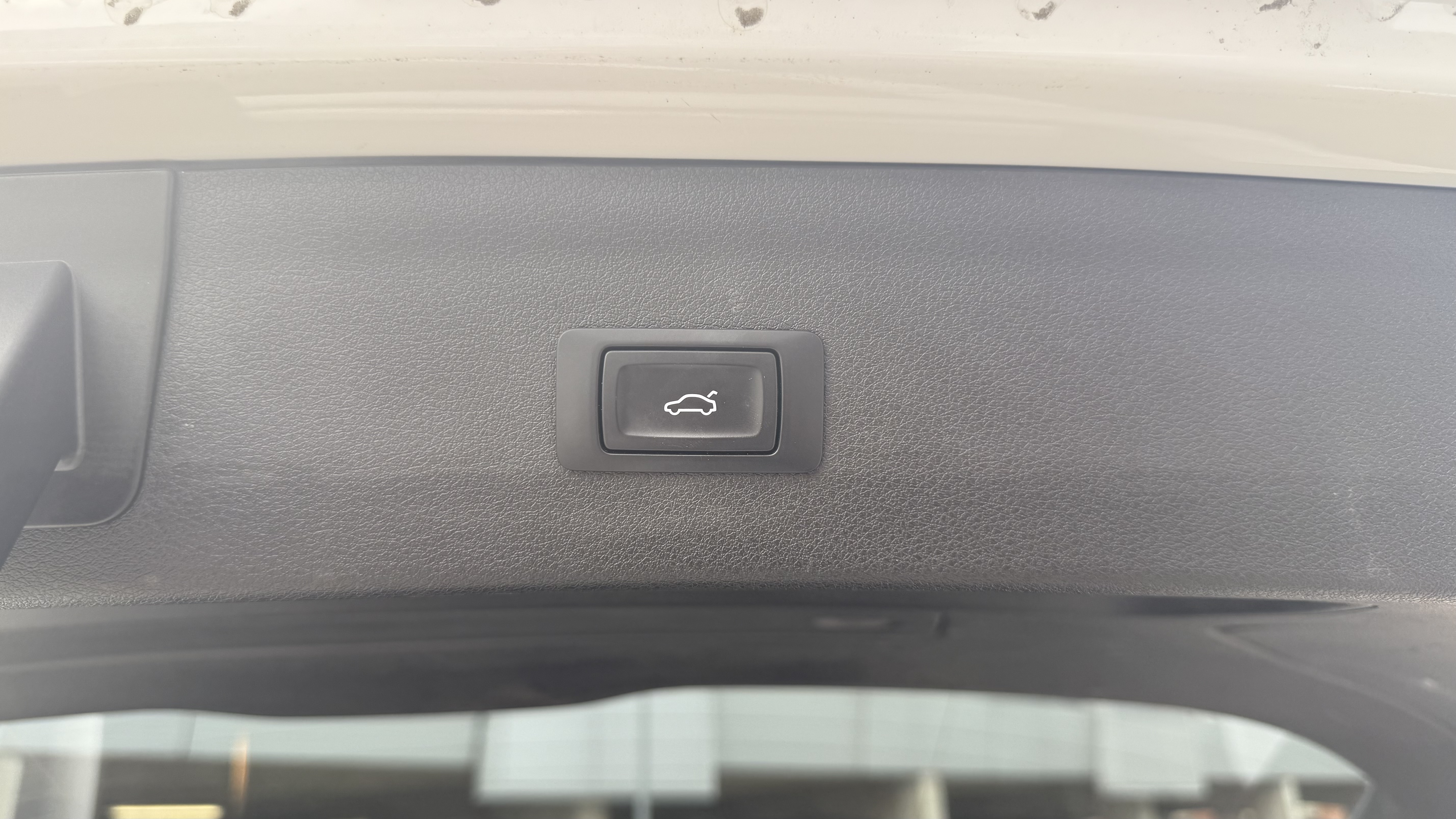 Audi Q3 (2016) image 6