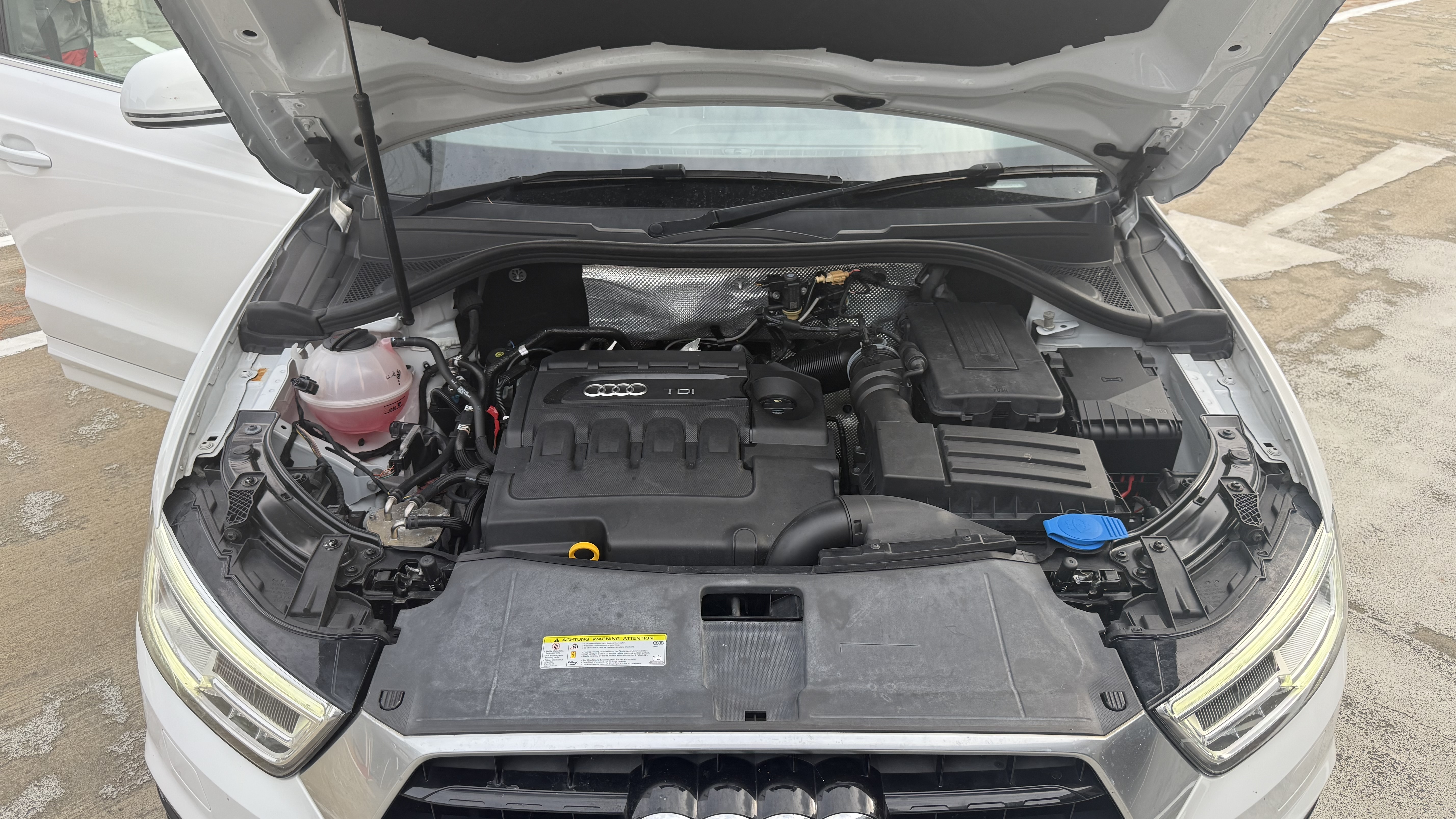 Audi Q3 (2016) image 11