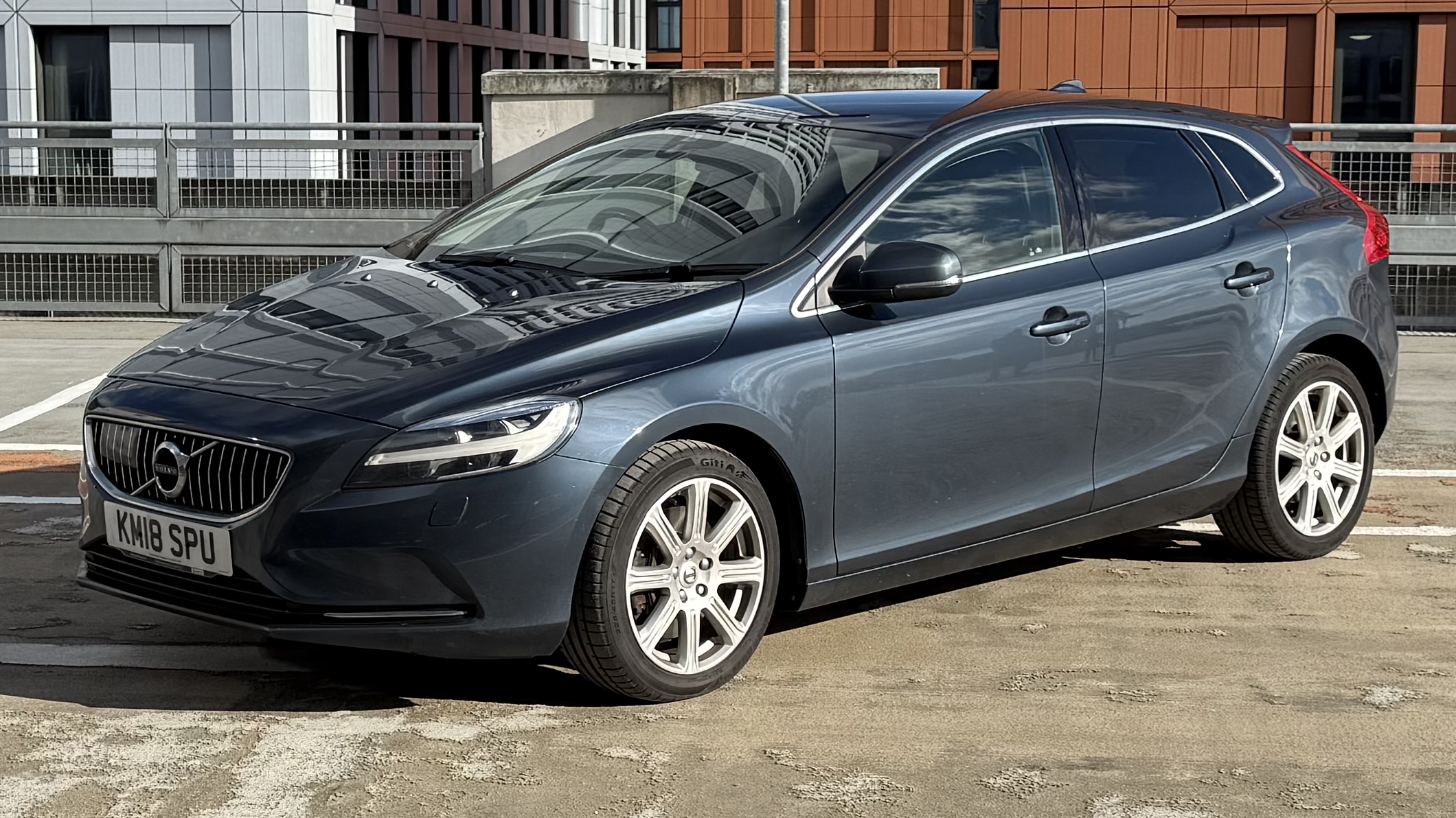 Volvo V40 (2018) image 8