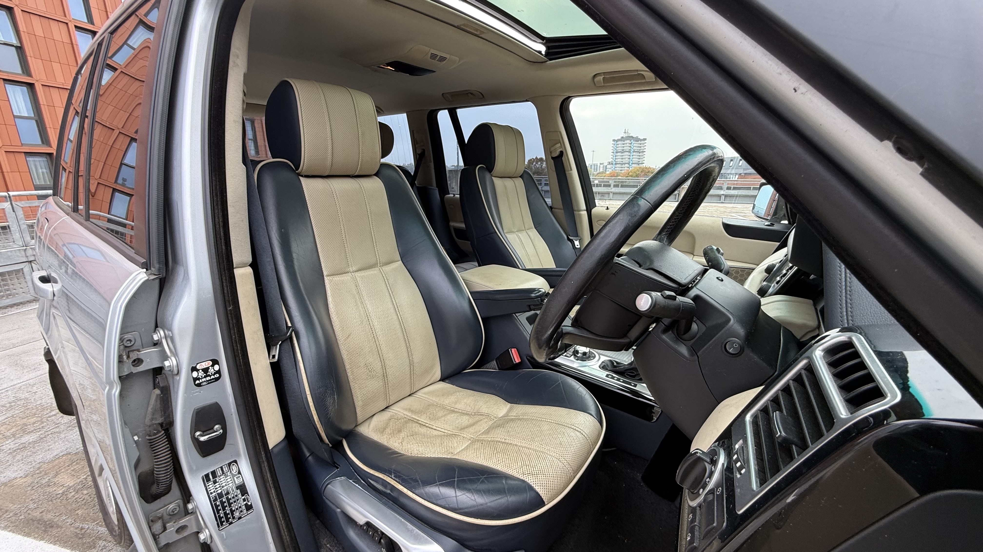 Land Rover Range Rover (2006) image 10