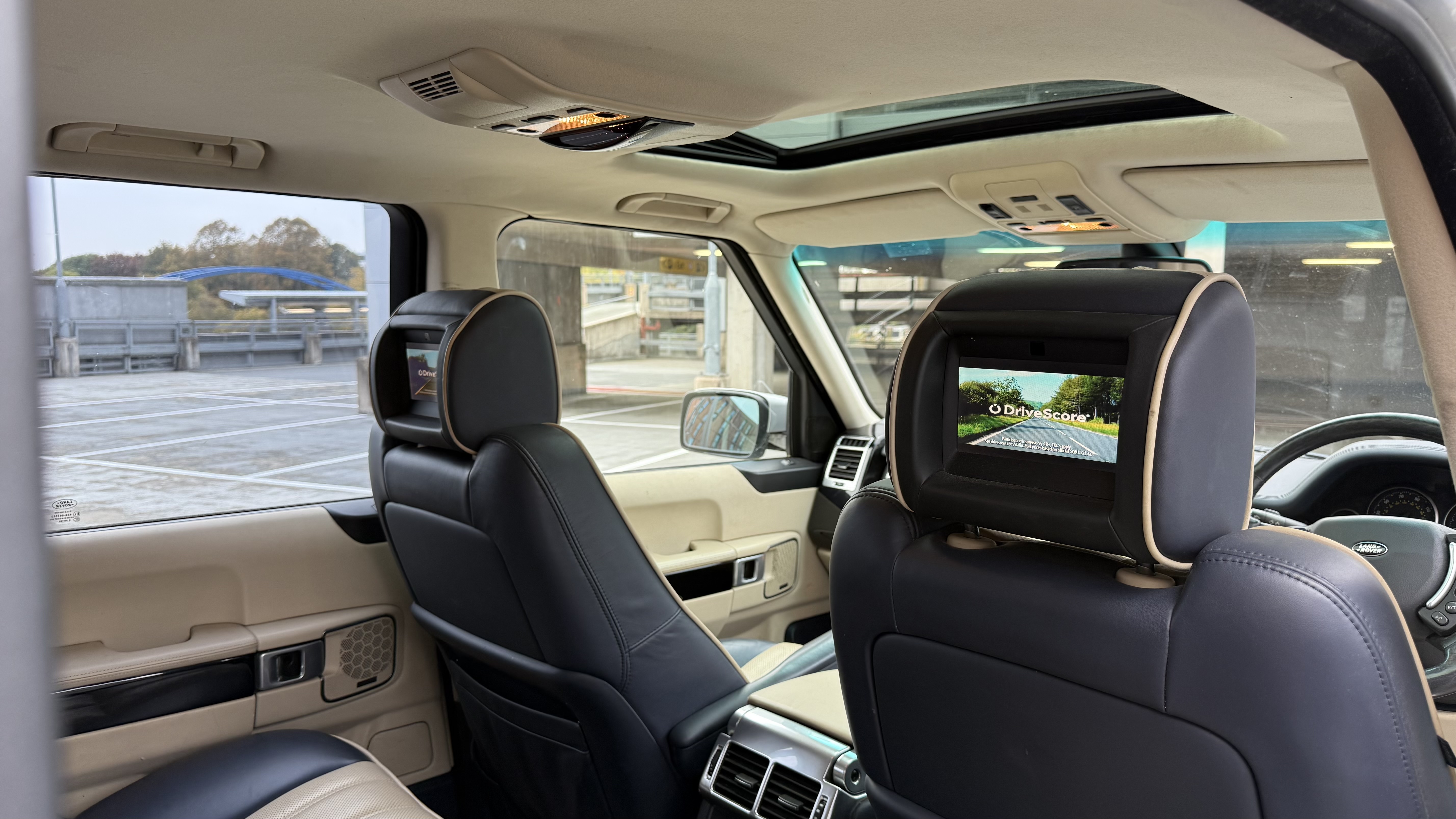 Land Rover Range Rover (2006) image 13