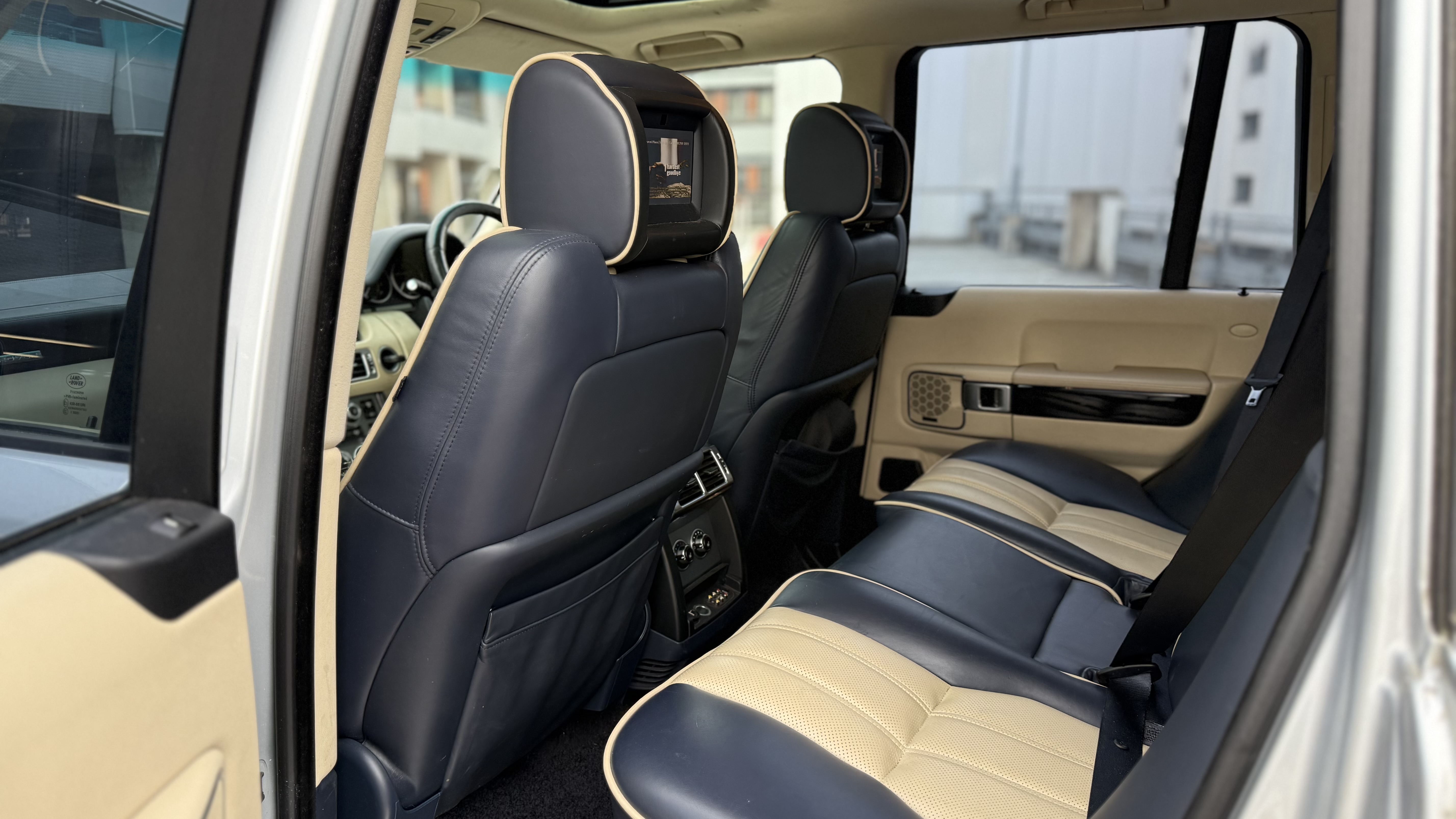 Land Rover Range Rover (2006) image 14