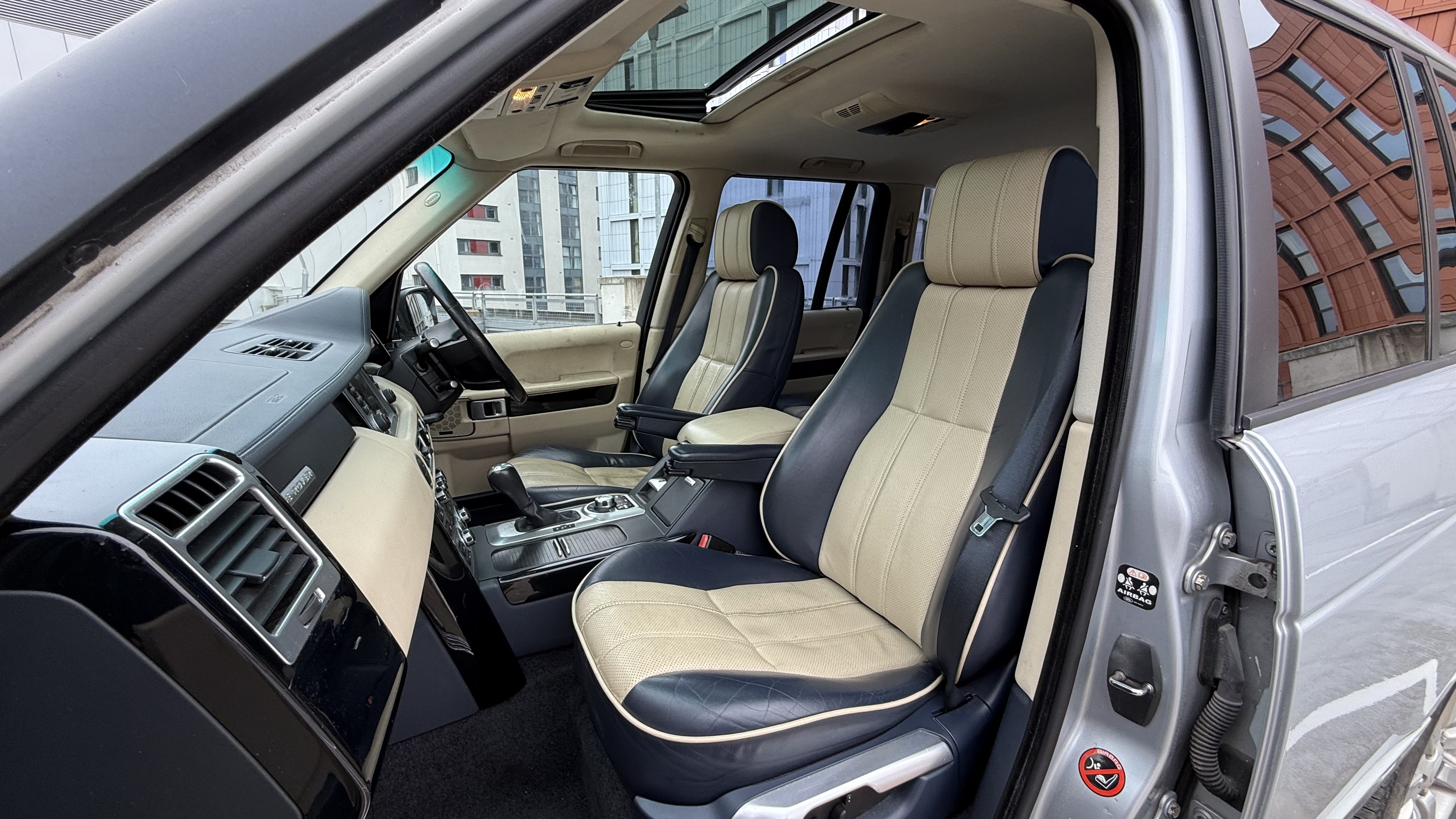 Land Rover Range Rover (2006) image 16