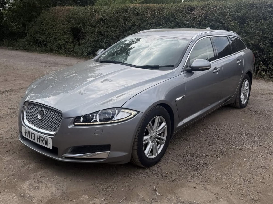 Jaguar XF 3.0d V6 Luxury Sportbrake Auto Euro 5 (s/s) 5dr (2013)