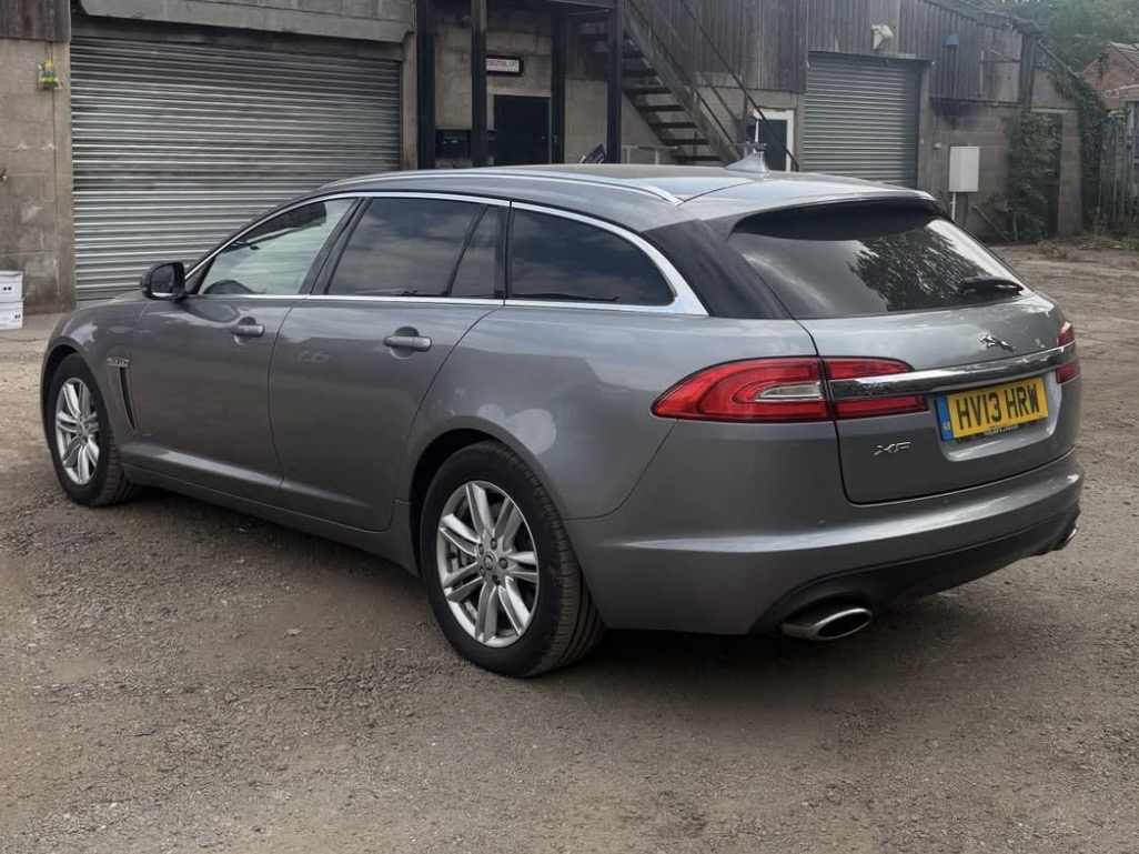 Jaguar XF 3.0d V6 Luxury Sportbrake Auto Euro 5 (s/s) 5dr (2013)