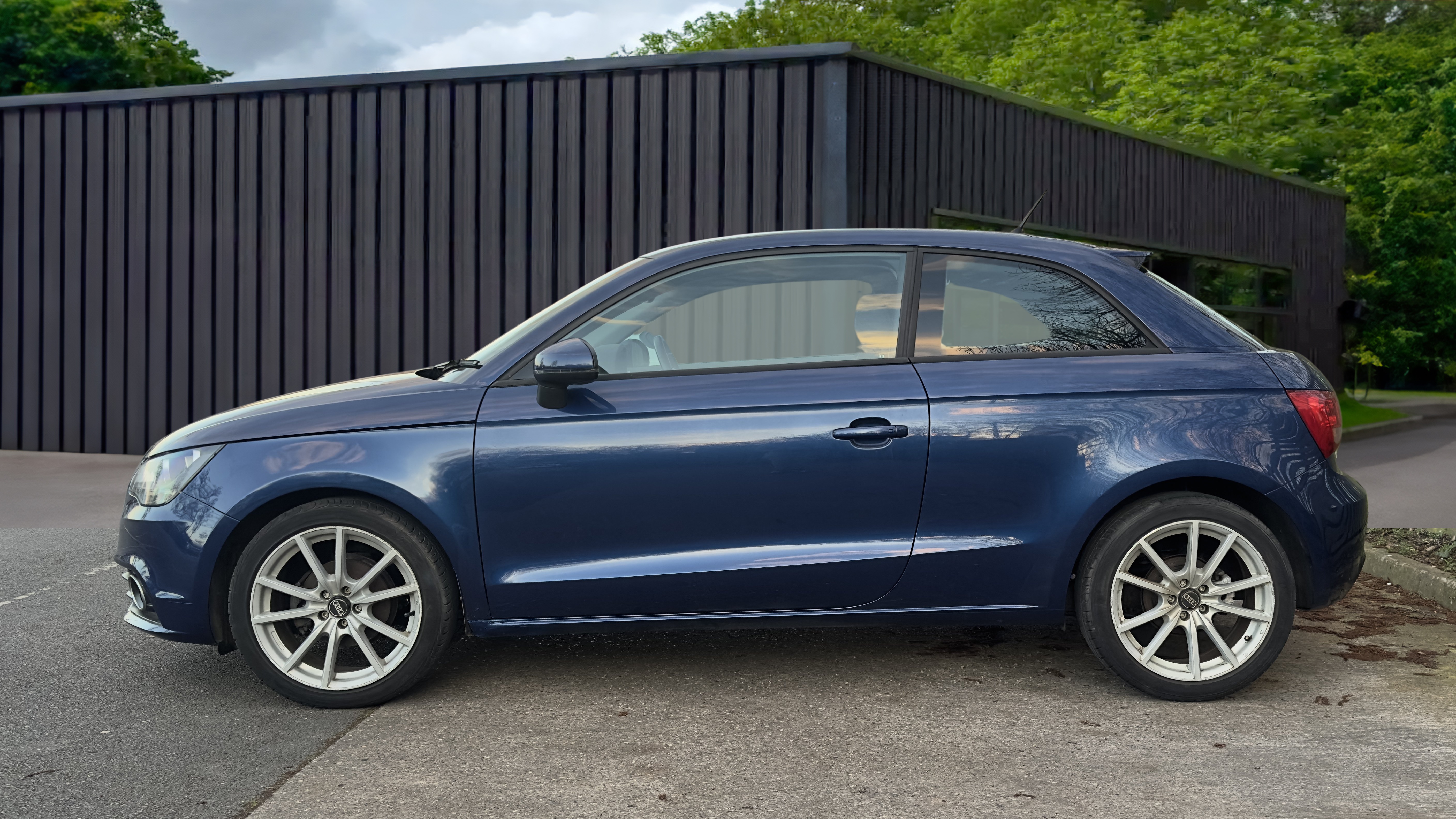 Audi A1 (2011) image 7