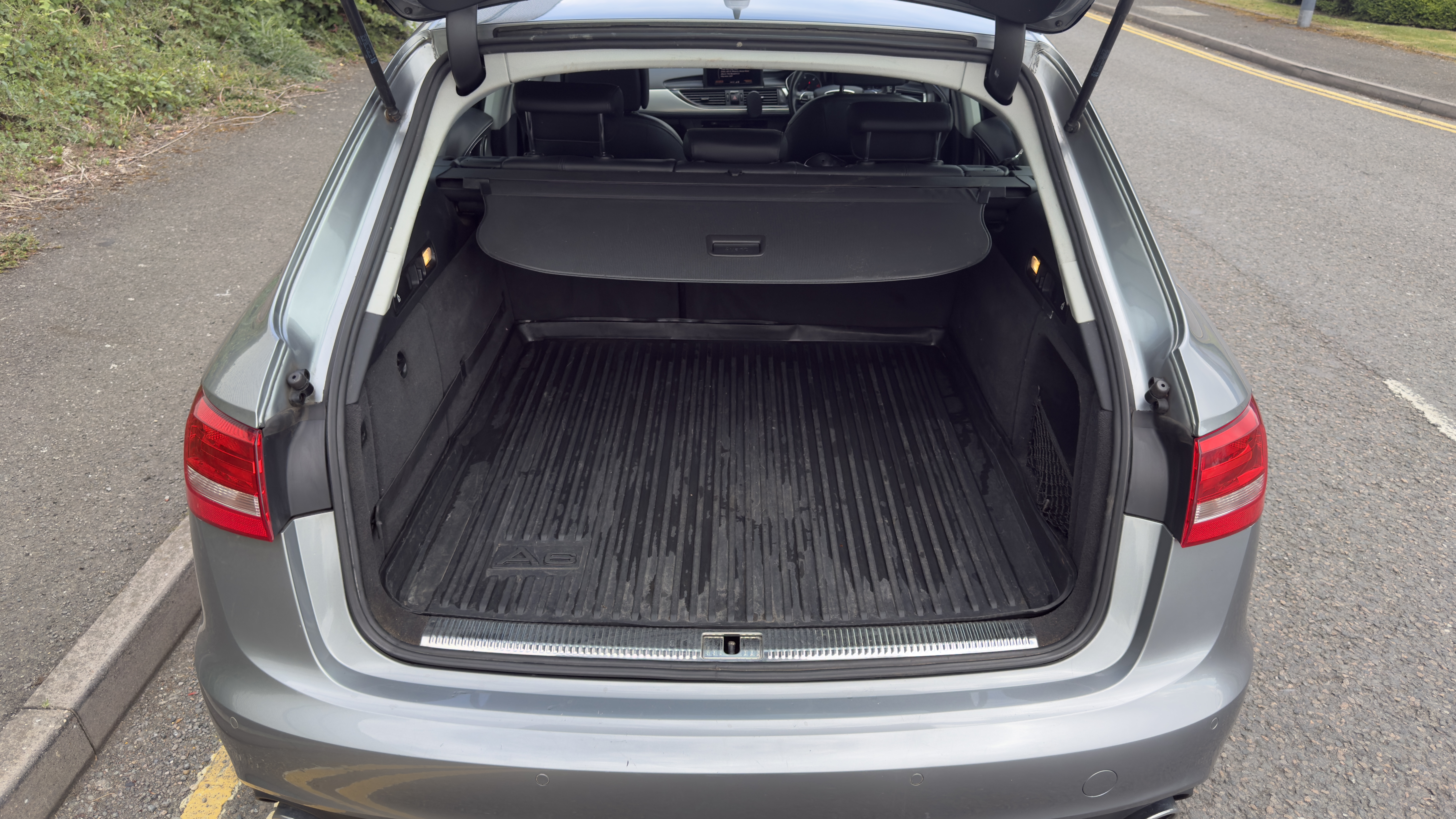 Audi A6 (2012) image 5