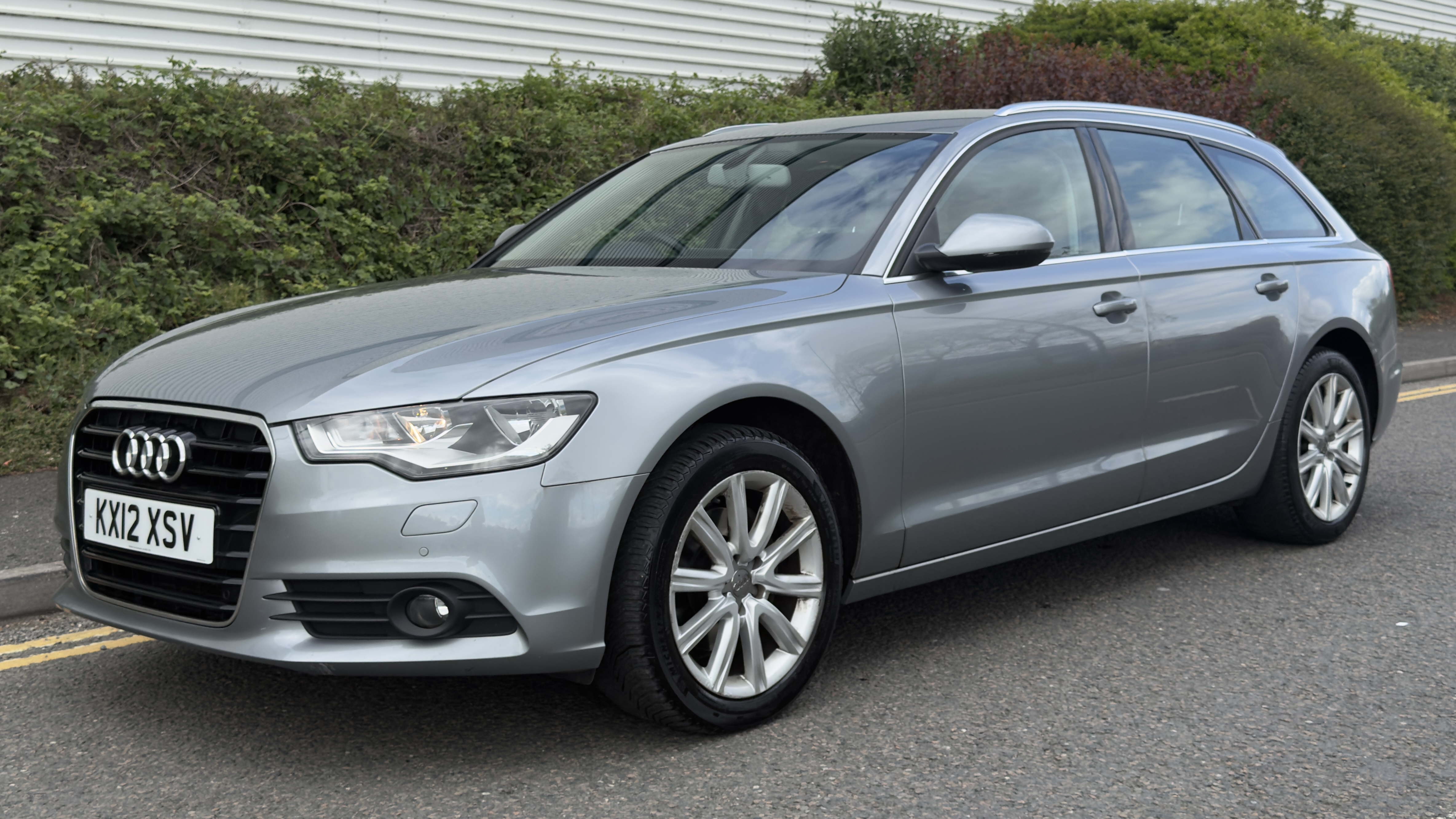 Audi A6 (2012) image 8